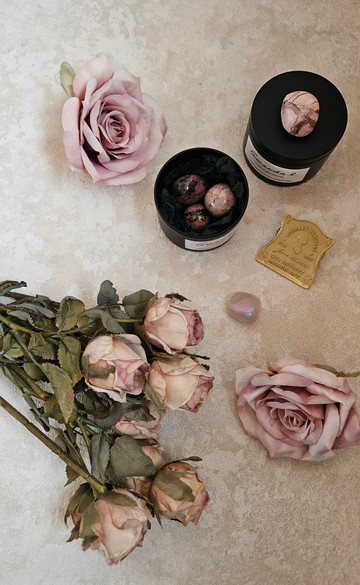 (滾石專賣店)(愛情之石)(招桃花)(人緣+)(和諧)(水光玫瑰粉晶)(澳