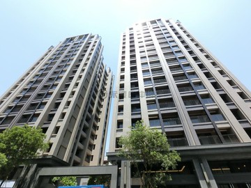 高醫熱河商圈華友聯INH新屋 1+夾邊間店面｜高雄市三民區吉林街