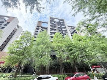社區專家潤隆高樓邊間三房平車｜台中市南屯區龍富十二街