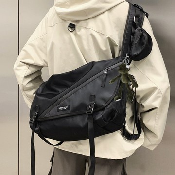 台灣熱賣男士工裝包學生休閒單肩斜挎包潮牌ins原宿機能郵差包死飛挎包女-L0815 E6Q9
