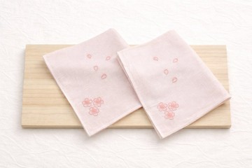 天然櫻花染手拭巾 附三朵櫻花刺繡