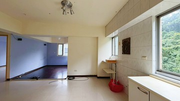 ★稀有捷運二房車位『陽光樂活8F』找中信克洋最便宜｜新北市新店區五峰路