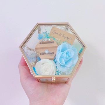 Kiitosflorist永生花高質感金邊對戒珍藏盒-連木製戒托-淺藍色