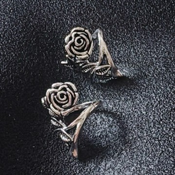 拾悦手作材料/約25x17mm重工銅合金作舊復古藏銀玫瑰花枝隔珠圈/配珠配件配飾/串珠DIY半成品/台灣現貨出貨不用等待