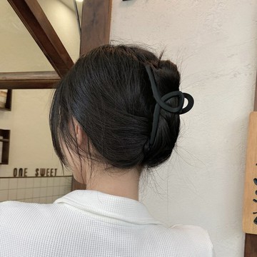 黑色鯊魚夾女夏季發夾后腦勺發抓夾子大小號發量多少發飾發卡頭飾