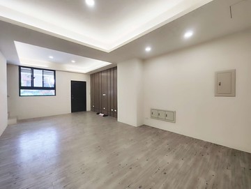 竹北蘋果學苑黃金住店/平面車位｜新竹縣竹北市文化街