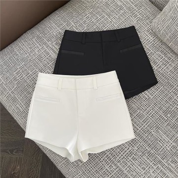 白色西裝短褲女修身包臀2025新款緊身小個子辣妹褲自然腰辣妹熱褲
