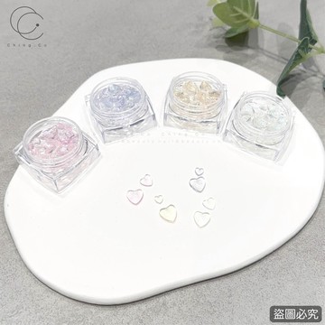 台灣現貨 免運 透明閃亮愛心飾品 943  一組四入 美甲飾品 美甲裝飾 美甲工具 美甲 美甲材料 飾品 Chingco