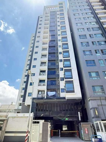 四季香頌#寬敞明亮大兩房#衛浴開窗#新台17線｜高雄市楠梓區裕昌街