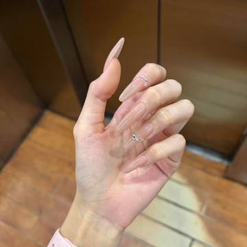 💗Yuki Nail💗純欲風氛圍閃鑽裸色長橢圓美甲高階顯白氣質穿戴甲貼片