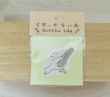 被抓住的絨毛小鳥貼紙