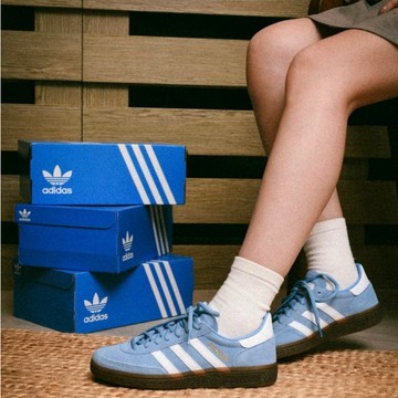 S.G ADIDAS ORIGINALS HANDBALL SPEZIAL BD7632 淺藍 麂皮 焦糖底 男女鞋