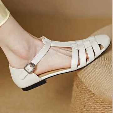 包頭涼鞋女2023夏季新款復古羅馬風鏤空編織羊紋扣帶平底時尚女