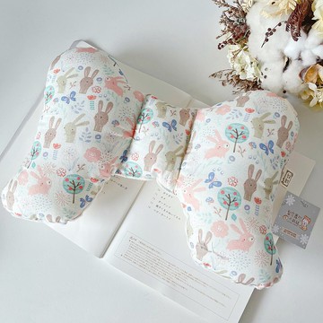 粉灰兔的花草生活 手工安撫豆感蝴蝶枕 推車枕 嬰兒枕 新生兒禮物