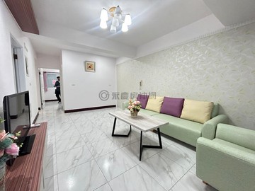 文化中心|光華夜市|翻新美公寓一樓｜高雄市苓雅區和平一路