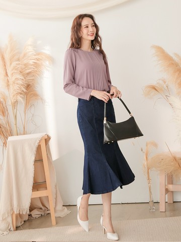 柔美綴蕾絲細緻百褶不易皺上衣