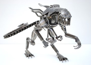 異星女獸人雕塑，驚豔銲接工藝，超酷生日禮物