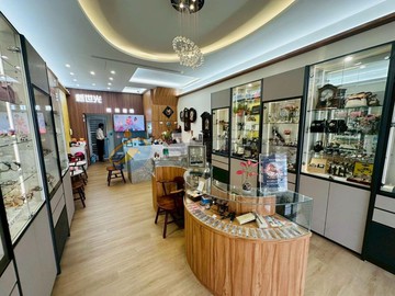 鳳山中山西路雙捷運臨路金店面｜高雄市鳳山區中山西路