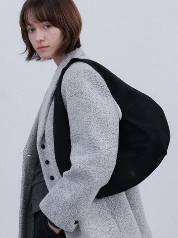 Suede Interview M Bag [Black]
