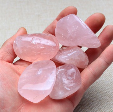 天然粉晶碎石擺件白原石魚缸裝飾彩石漂亮水晶大顆粒造景孩子禮物