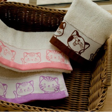 有機棉．福氣Q貓咪緞條方巾/洗臉巾(3條大方巾組) 【台灣興隆毛巾專賣】無染毛巾系列 天然無毒