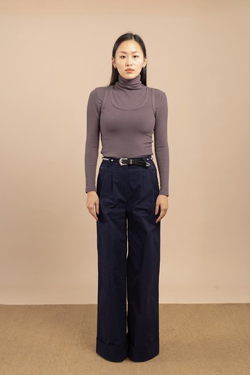 摺腳闊褲  Wide leg cuffed hem trouser
