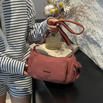 外貿時尚洋氣輕便斜挎包潮流百搭防水尼龍布托特包女士簡約單肩包