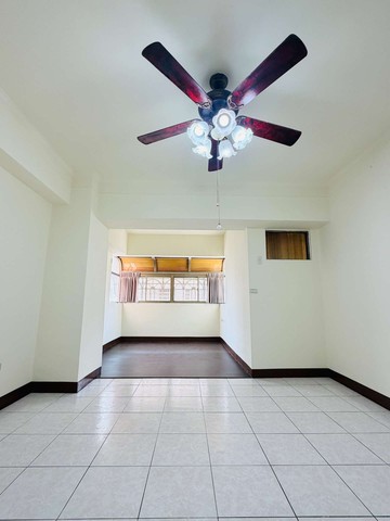 楠梓德民商圈漂亮3+1房平車｜高雄市楠梓區壽豐路