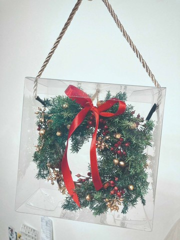 手做聖誕花圈。交換禮物/氛圍感神器