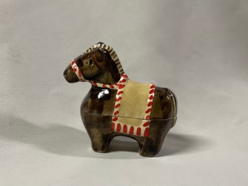 黑馬香合 10公分