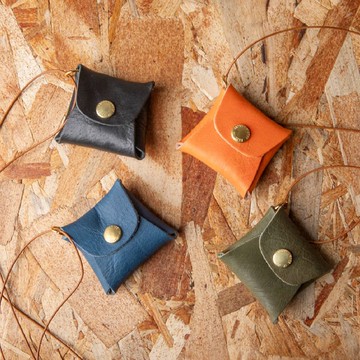 栃木皮革 四邊行 硬幣盒 零錢包 附有頸帶 掛繩 小錢包 日本製