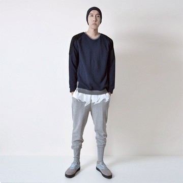 AFTER - 下擺不對稱拼接衛衣