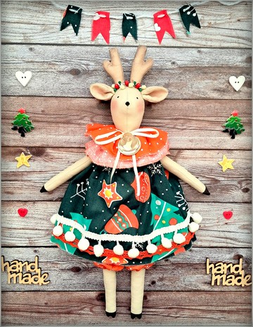 聖誕鹿布娃娃，小鹿毛絨娃娃，傳家軟娃娃，手工布
