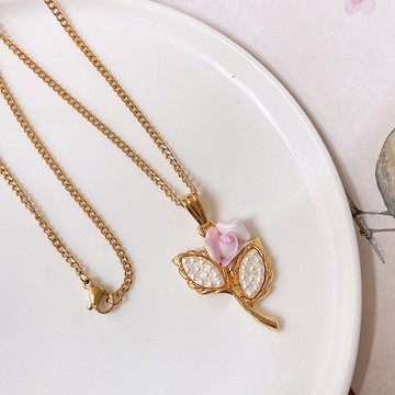 【 西洋古董飾品 】優雅氣質玫瑰花花束 花瓣雕花 項鍊