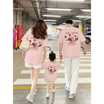 台灣出貨 草莓t恤親子裝夏款 純棉短袖親子服 純棉親子裝 家庭裝 家庭服 全家裝 全家服 母女裝 炸街親子服 夏天情侶裝