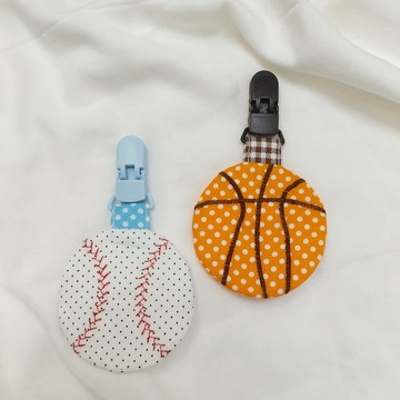 棒球+籃球。2件組。造型平安符袋 (可繡名字)
