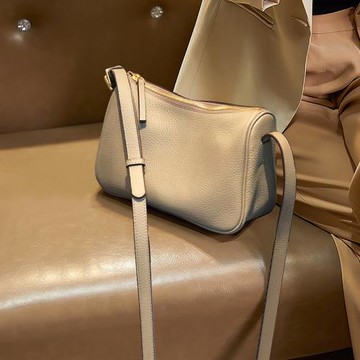 (免運)真皮女包斜挎包包女式大容量2025新款秋冬高級感媽媽包爆款單肩包