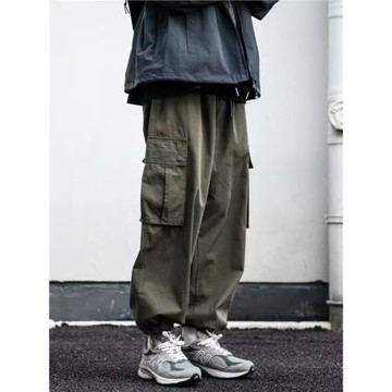 軍綠色工裝褲男潮牌寬松美式復古休閑運動褲高街設計感闊腿束腳褲