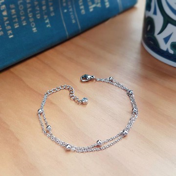 白色泡泡。水晶圓珠白鋼手鍊  不怕水不變色防過敏