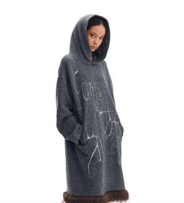 女巫的睡袍 毛邊尖帽長款衛衣