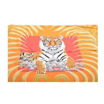 HERMES   經典王者的虎圖案真絲絲巾(140CM-橘/紅/深藍)