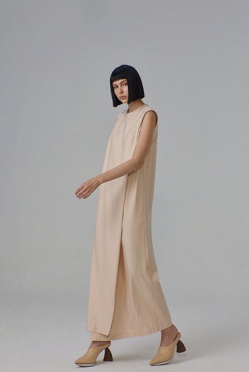 粉色雞眼長洋裝