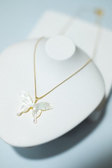 【蝴蝶】心靈 - 天然白蝶貝殼貝母 全925純銀頸鍊 (銀/金/玫瑰金)