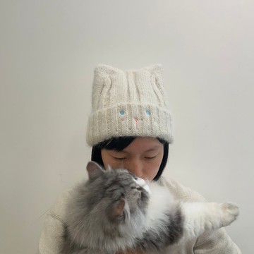 大人貓 針織帽 黑白兩色 貓咪耳朵 刺繡貓臉