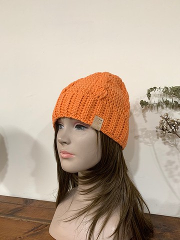 麻花帽系列。。純手作。太陽之光。橘色。男女生適合戴