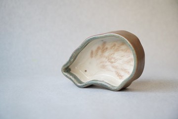 • 米粒出陶中 • 087 針鼴造訪 - 針鼴線香盤