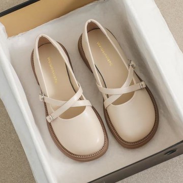 甜酷瑪麗珍小皮鞋法式淺口單鞋夏新款交叉帶大碼女鞋41到43春秋款