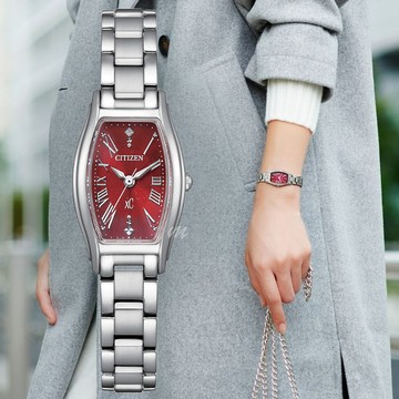 CITIZEN 星辰 xC 光動能 精緻美鑽 優雅酒桶形女錶 EW5541-50W