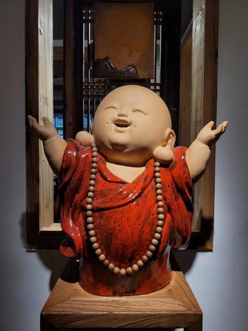 公司貨 免運 快速出貨 擺件 禮品 歡地禪意紅衣沙彌笑佛擺件中式家居石灣陶瓷公仔工藝品