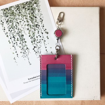 識別證卡套_直式_雙卡層_伸縮勾_胭脂粉漸層里昂藍